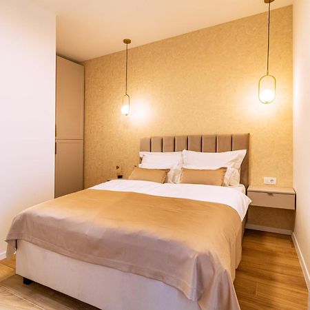 Luxury 2 Bedroom-2 Bathroom Apartment & Studio App With Rooftop Terrace Split Exterior foto