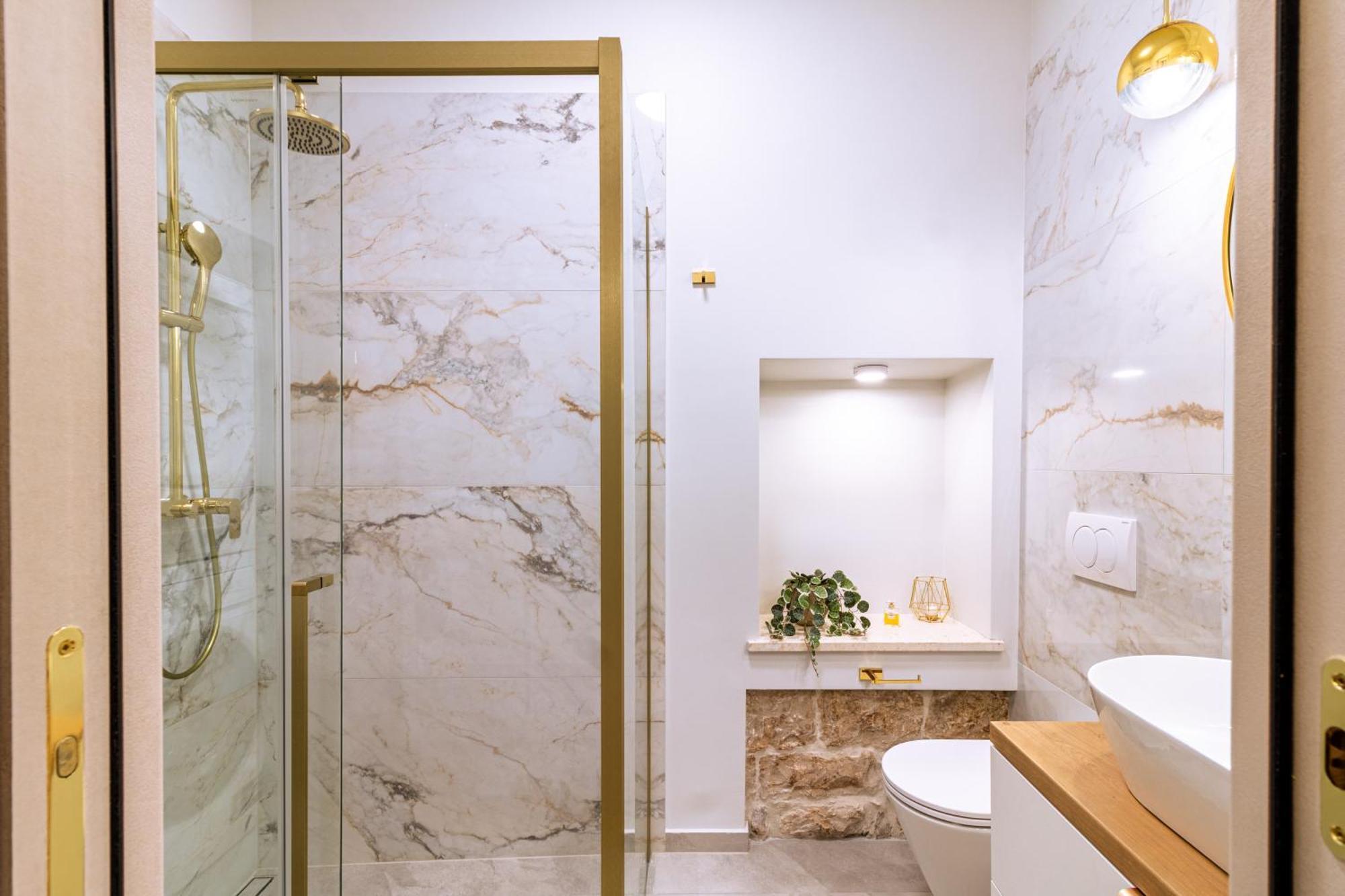 Luxury 2 Bedroom-2 Bathroom Apartment & Studio App With Rooftop Terrace Split Exterior foto
