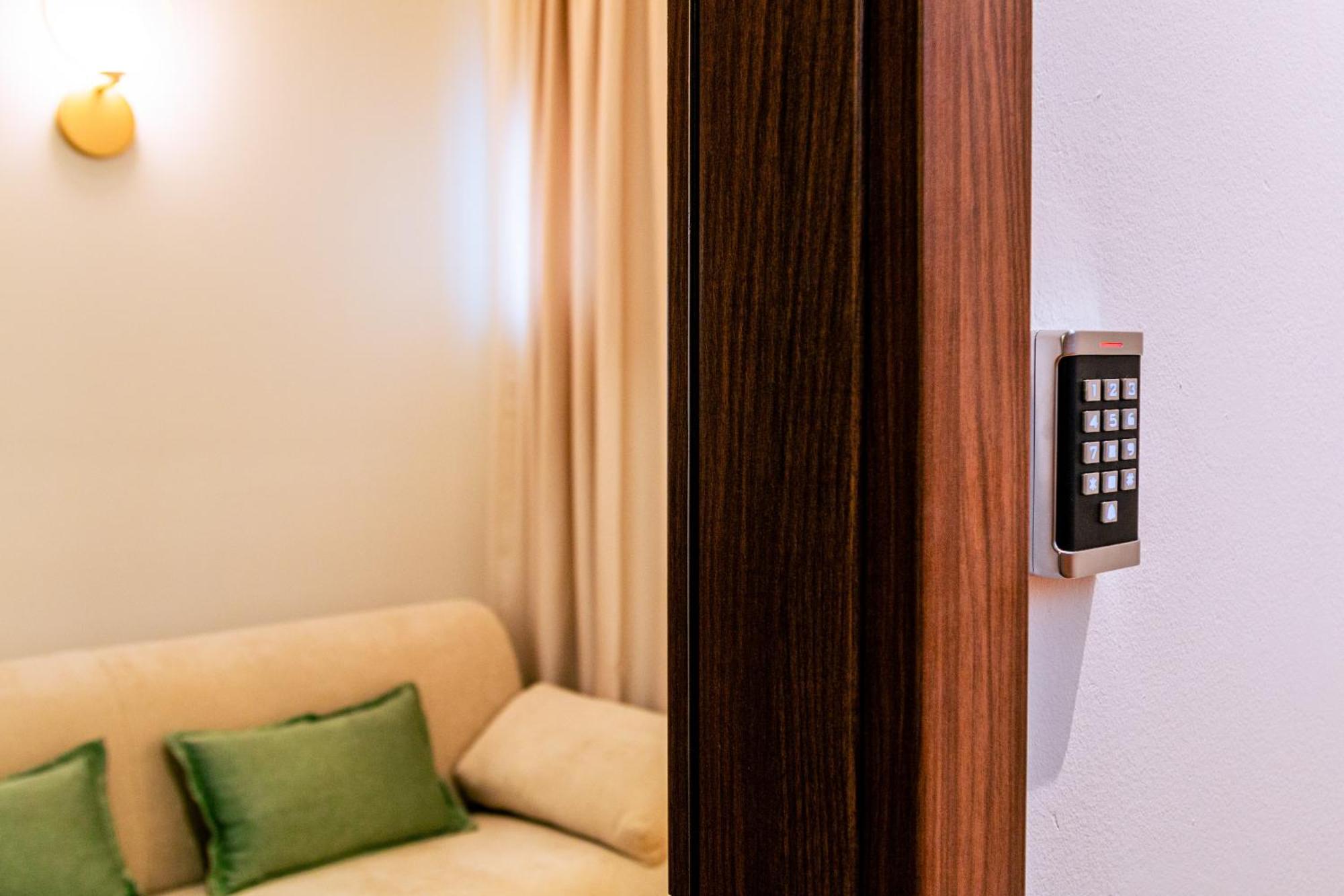 Luxury 2 Bedroom-2 Bathroom Apartment & Studio App With Rooftop Terrace Split Quarto foto